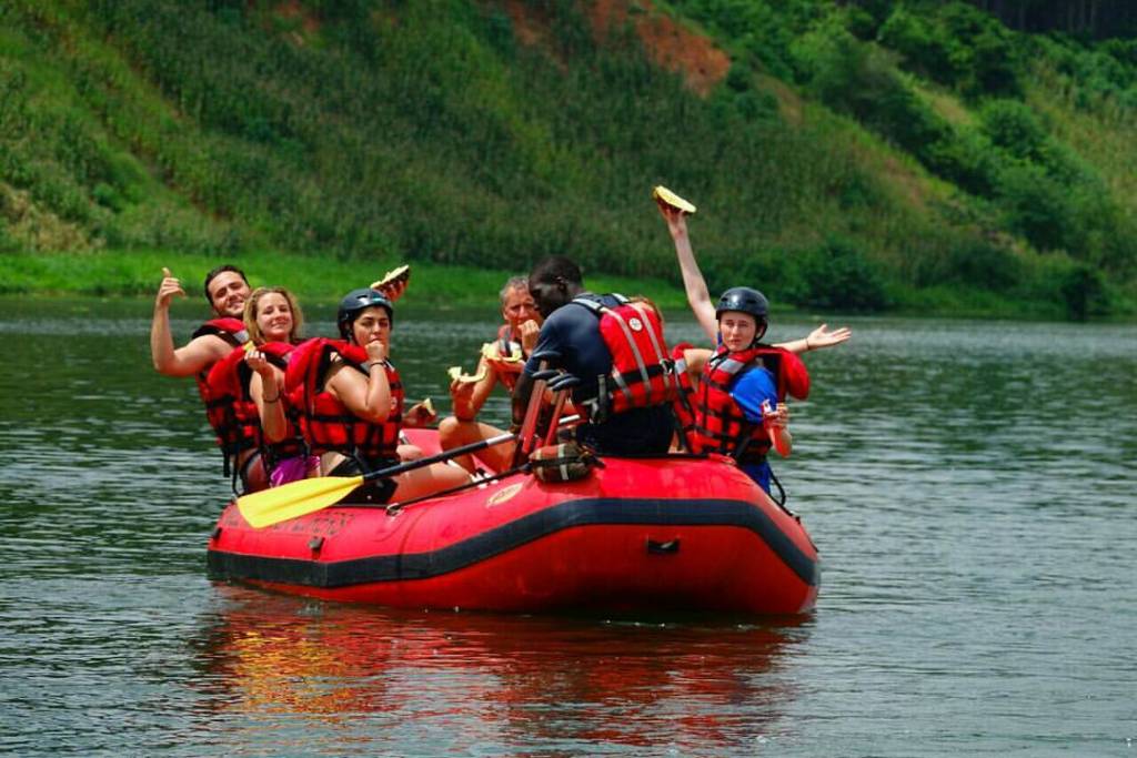 Whitewater rafting the Nile RIver