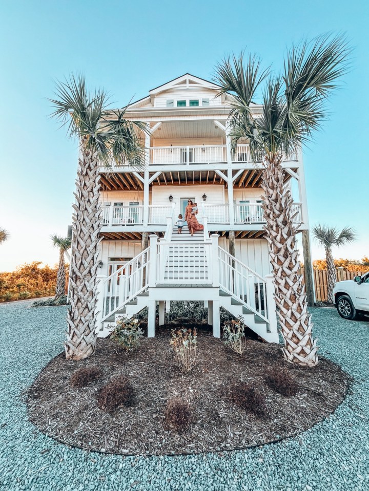 12 Bedroom, Beachfront Home in North Topsail, North&nbsp;Carolina